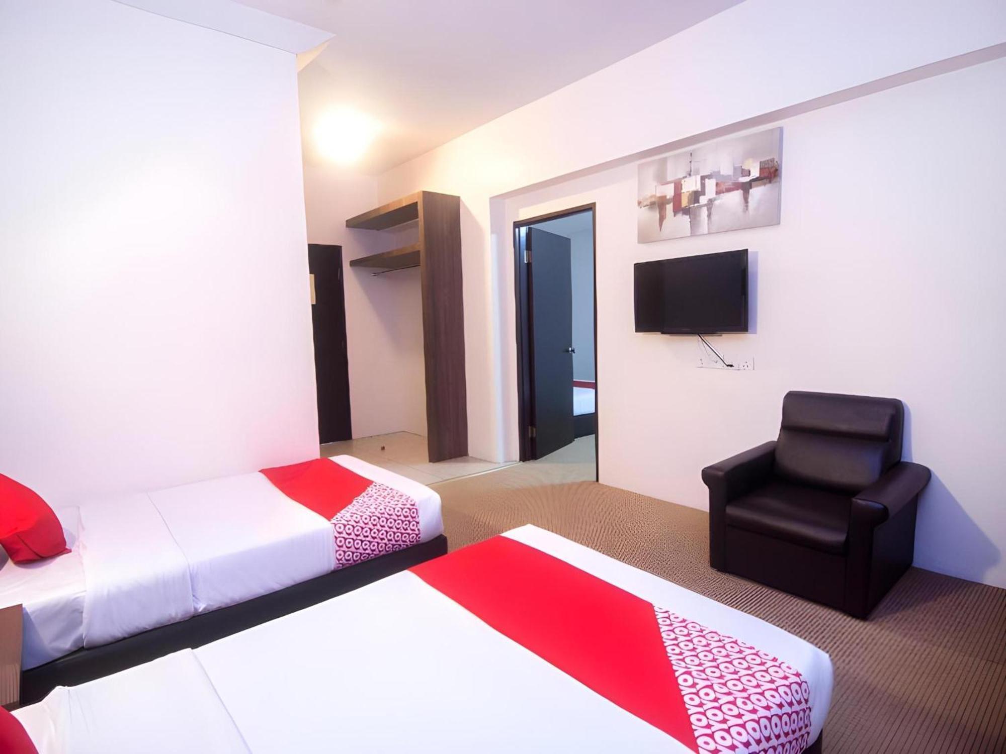 Hotel Super Oyo 979 Hua Kuok Kuching