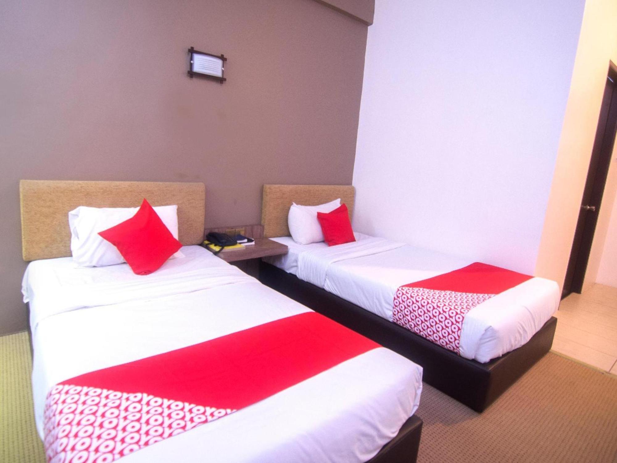 Hotel Super Oyo 979 Hua Kuok 2*