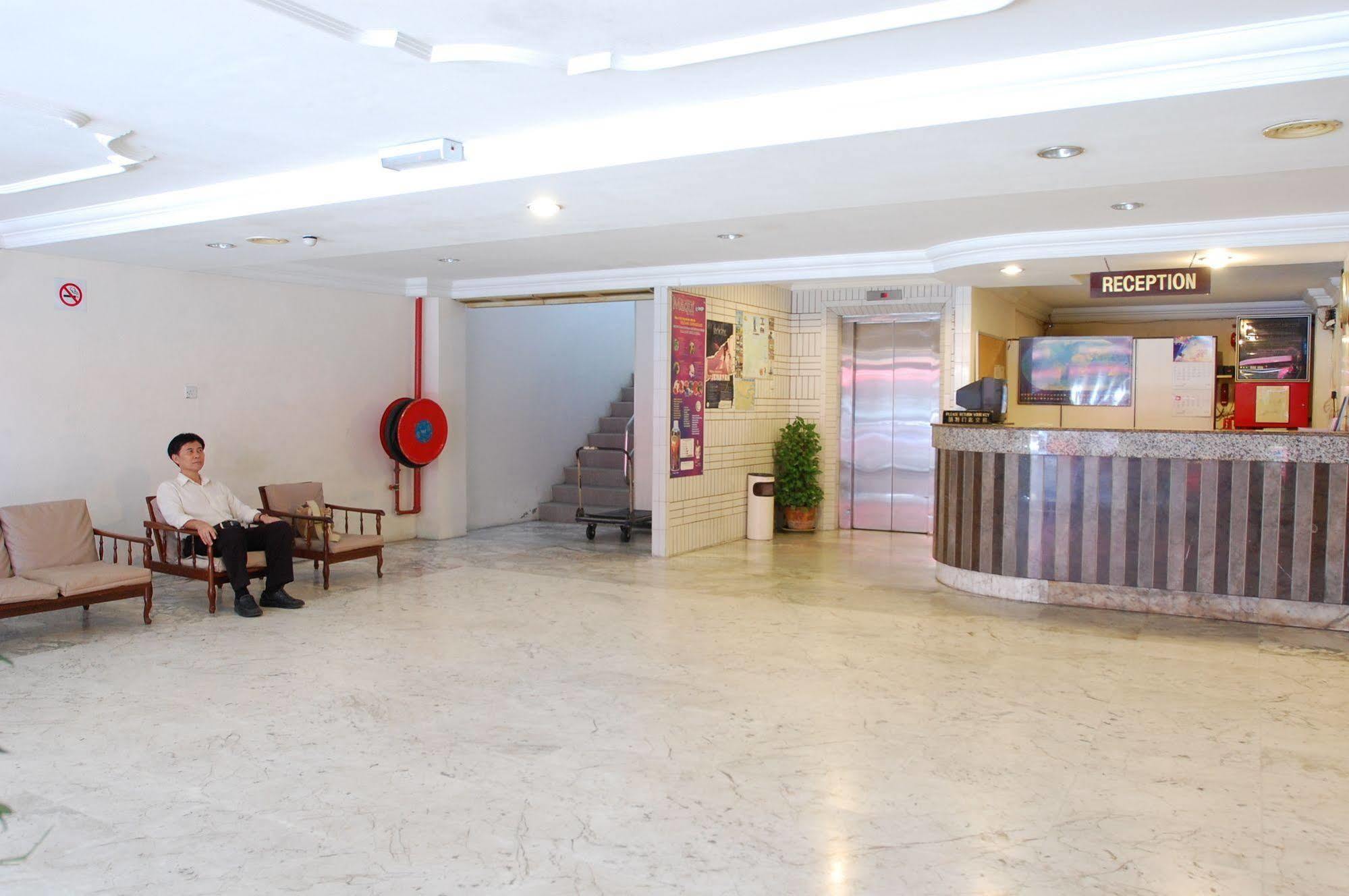 Hotel Oyo 979 Hua Kuok Kuching
